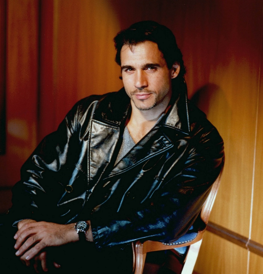 Adrian Paul - Photo Set