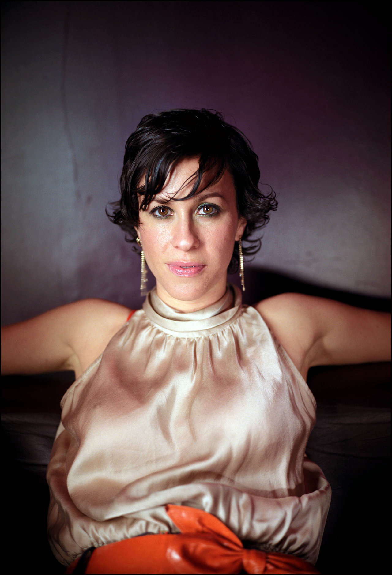 Alanis Morissette photo gallery high quality pics of Alanis