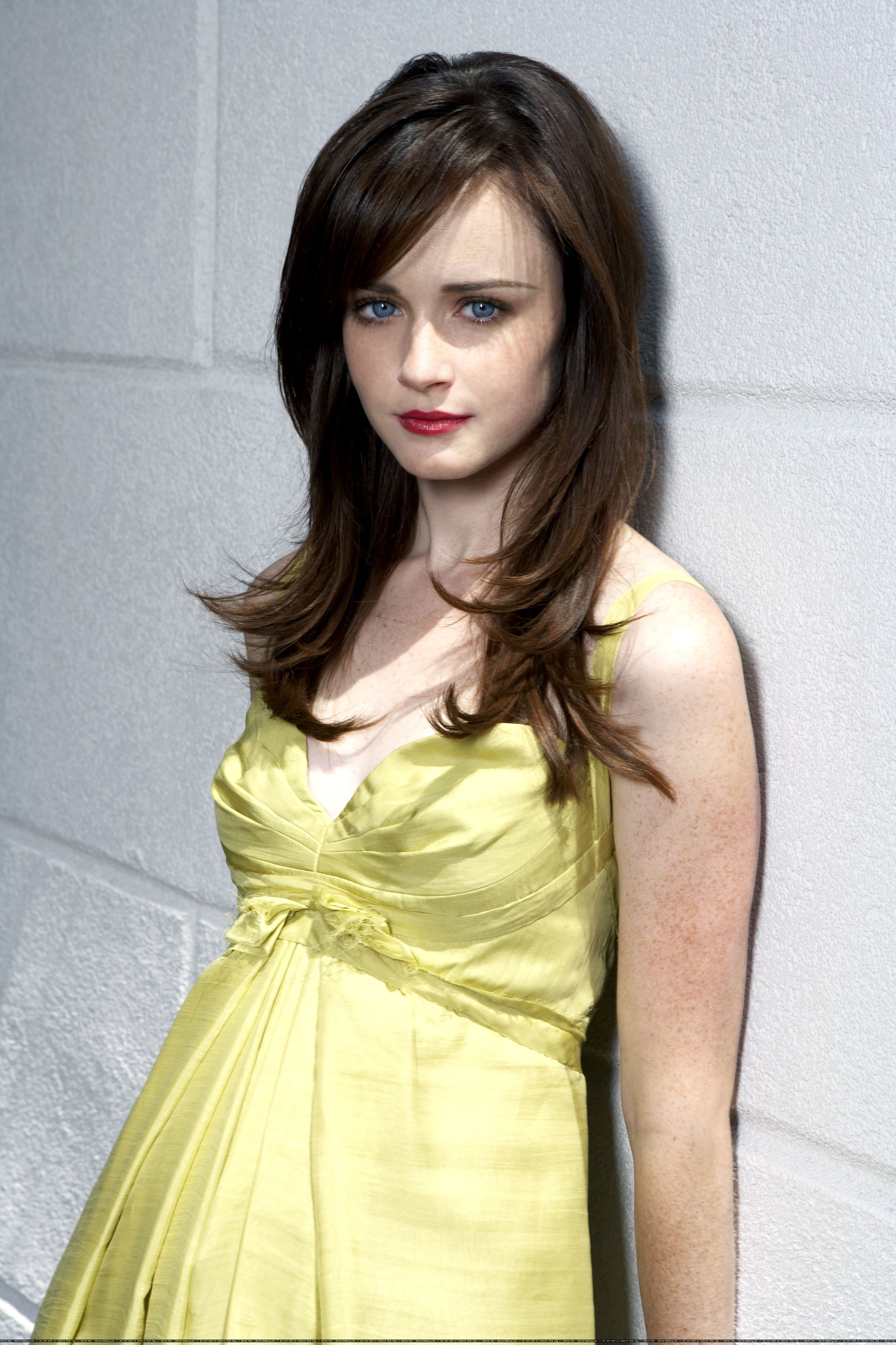 Alexis Bledel Dreamy Girls