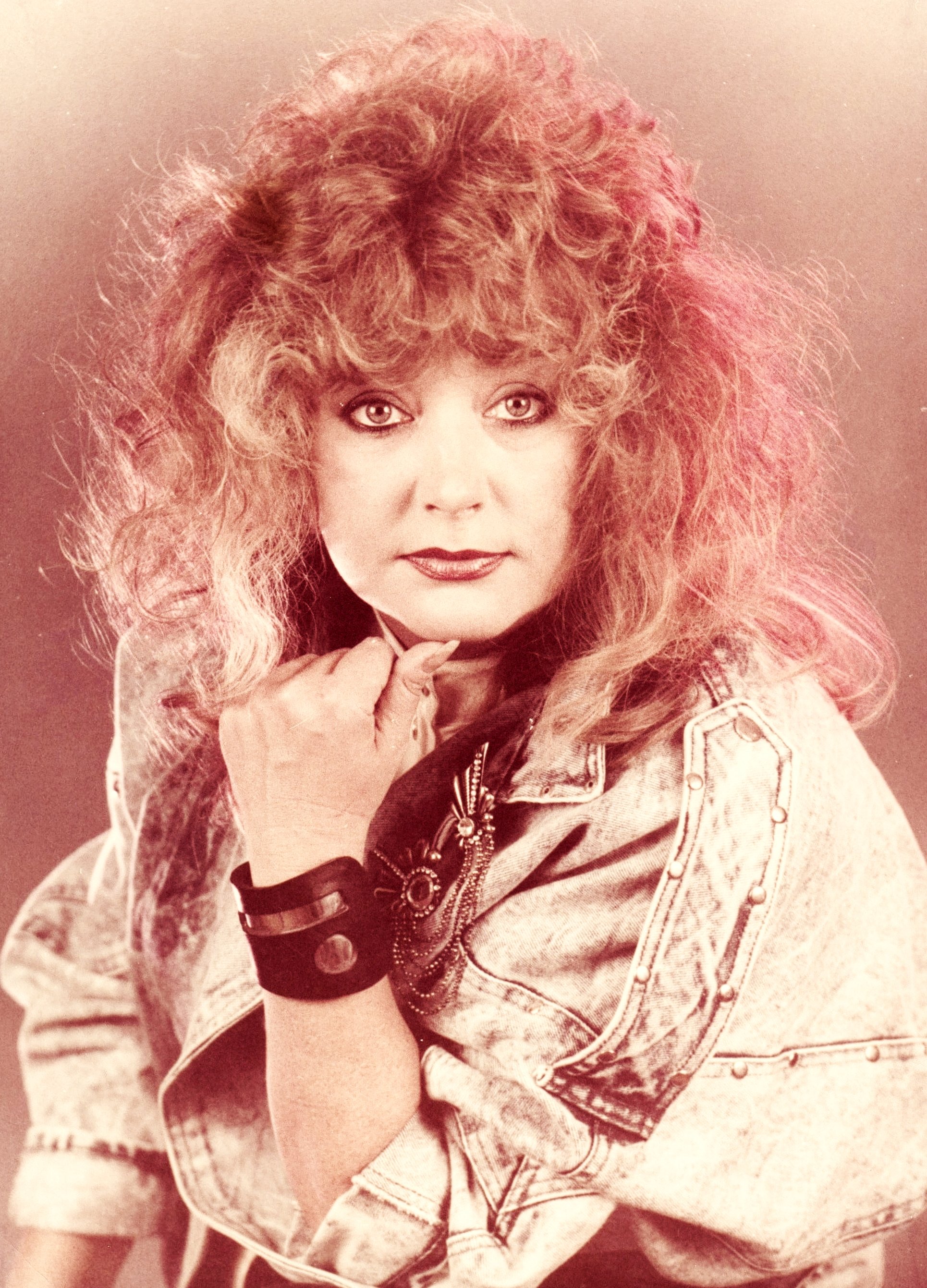Alla Pugacheva Alla Pugacheva photo gallery - 44 high quality pics of Alla Pugacheva