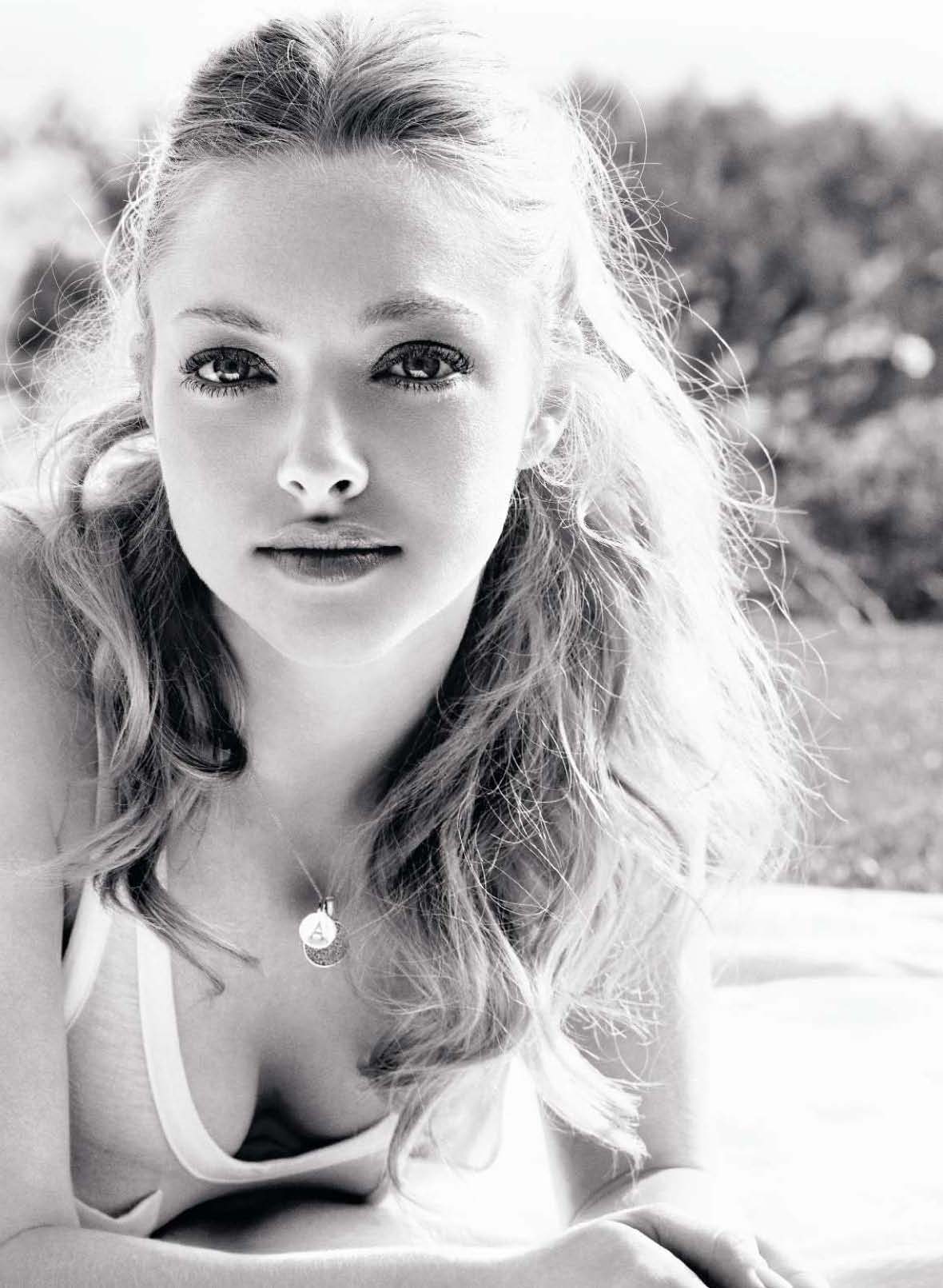 Amanda Seyfried - Photo Gallery