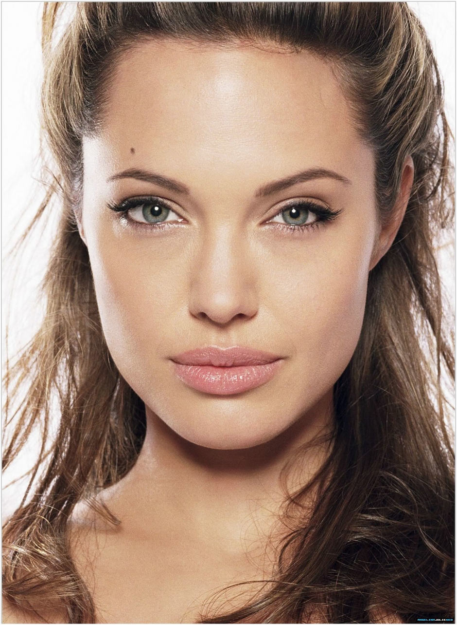 Angelina Jolie Photo Gallery High Quality Pics Of Angelina Jolie Theplace