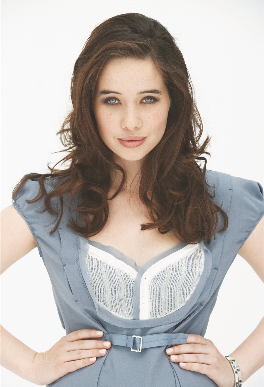Anna Popplewell photo gallery high quality pics of Anna Popplewell ThePlace