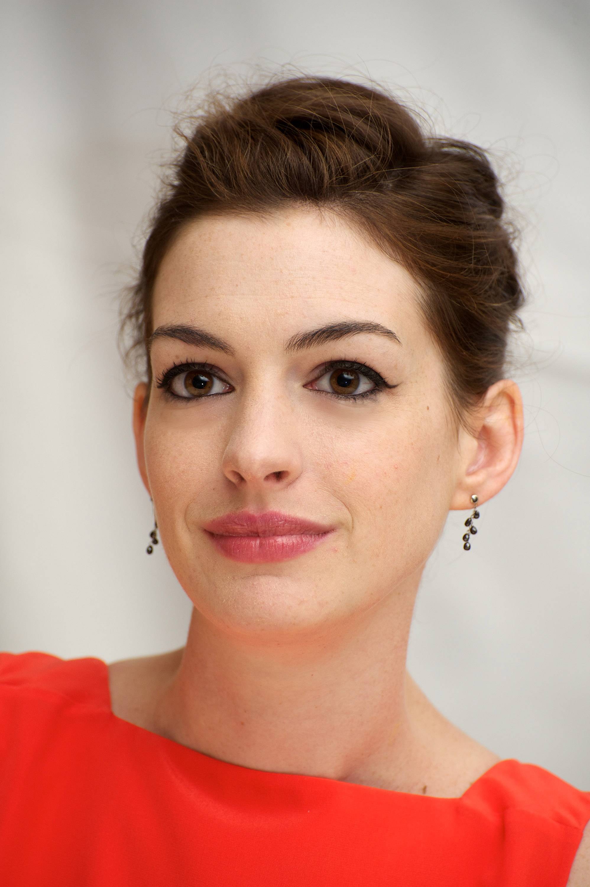 Anne Hathaway pictures gallery (7) | Film Actresses