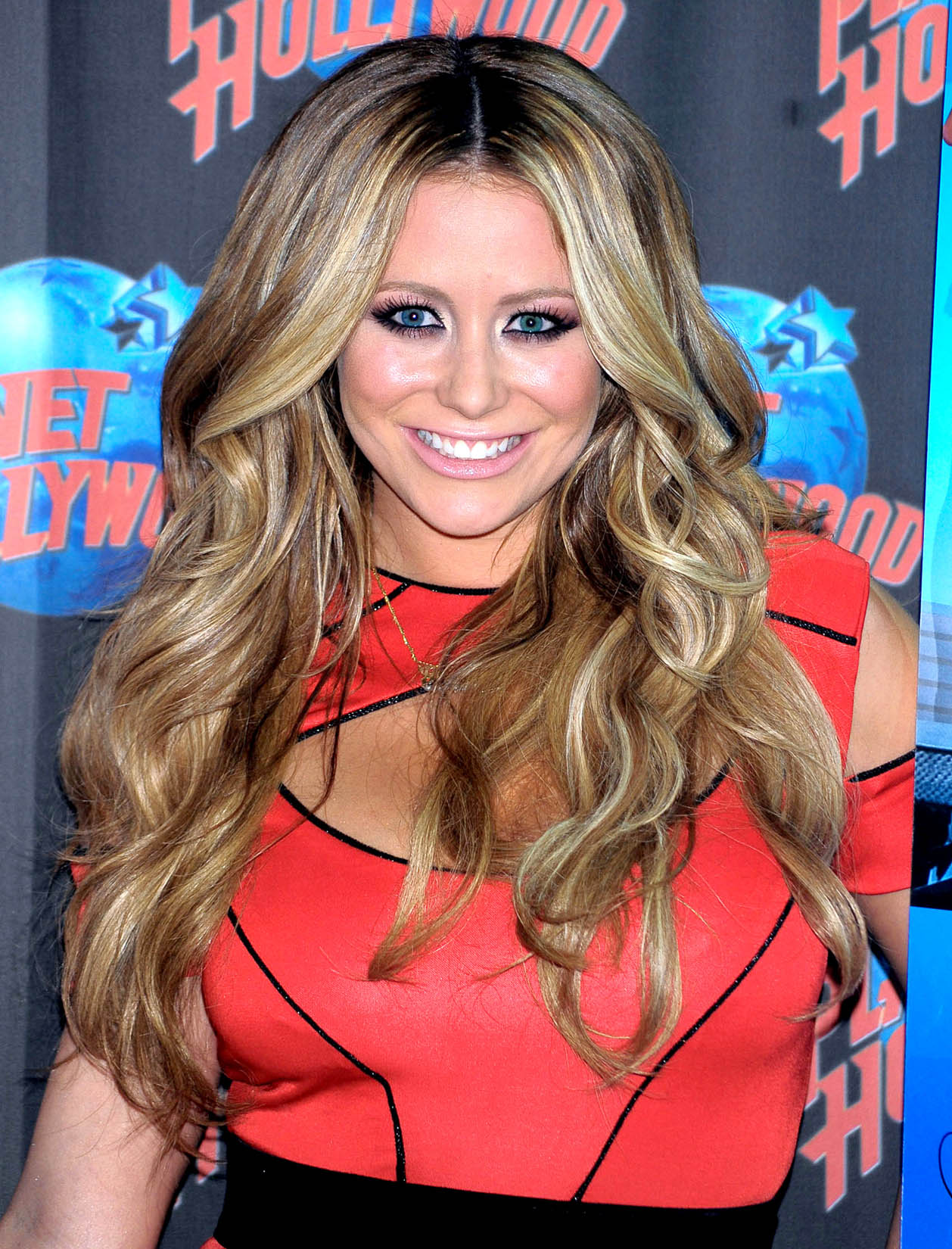 Aubrey O Day photo 100 of 158 pics, wallpaper photo 355581 ThePlace2