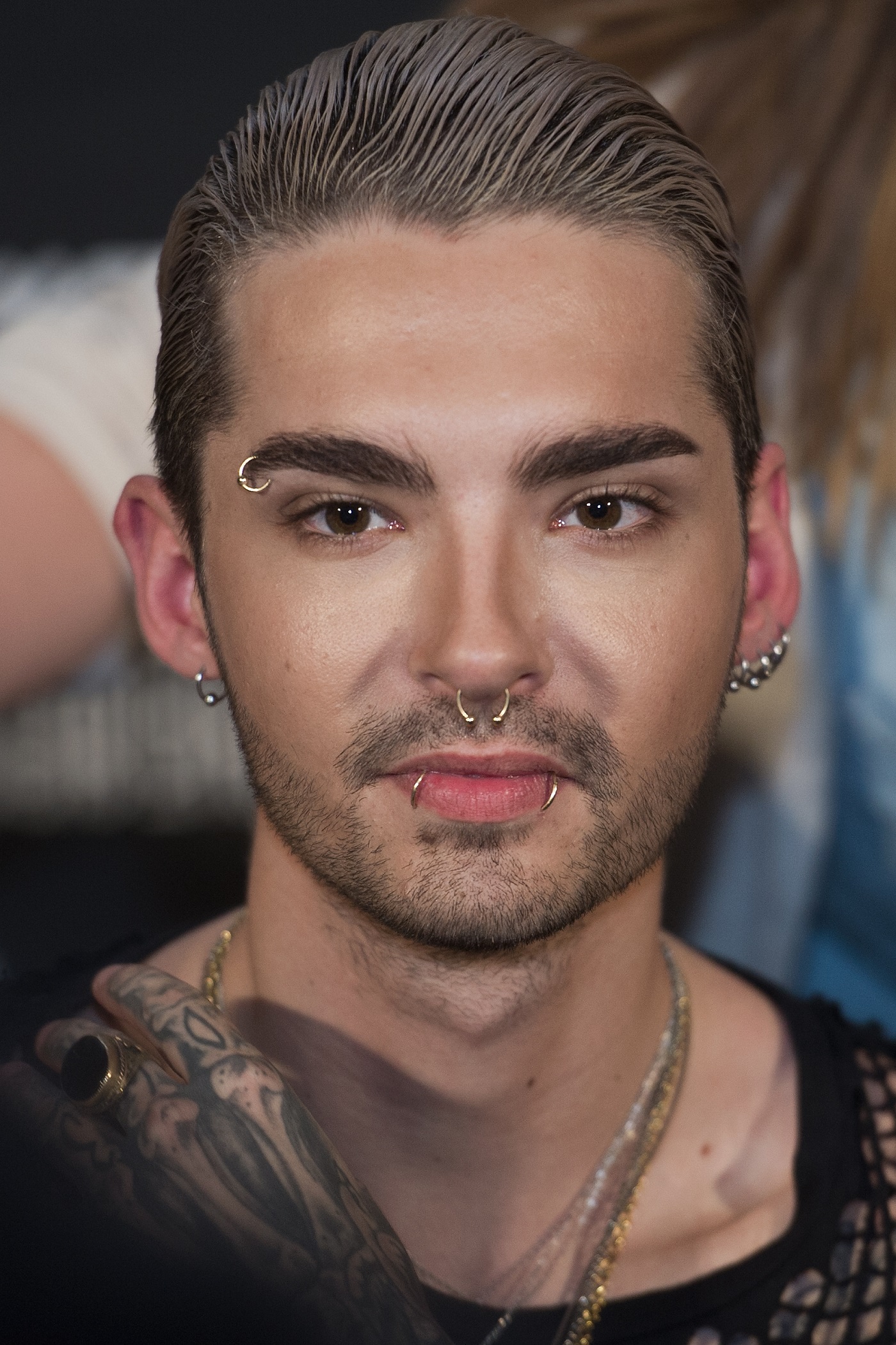 Bill Kaulitz photo 1331 of 1843 pics, wallpaper photo 844199 ThePlace2