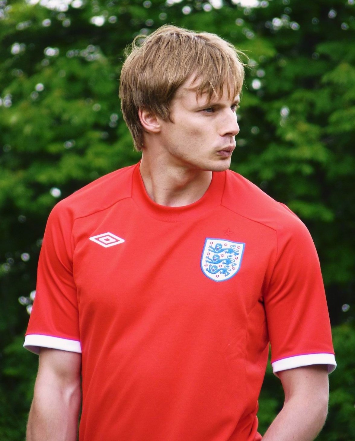 Bradley James - Photos