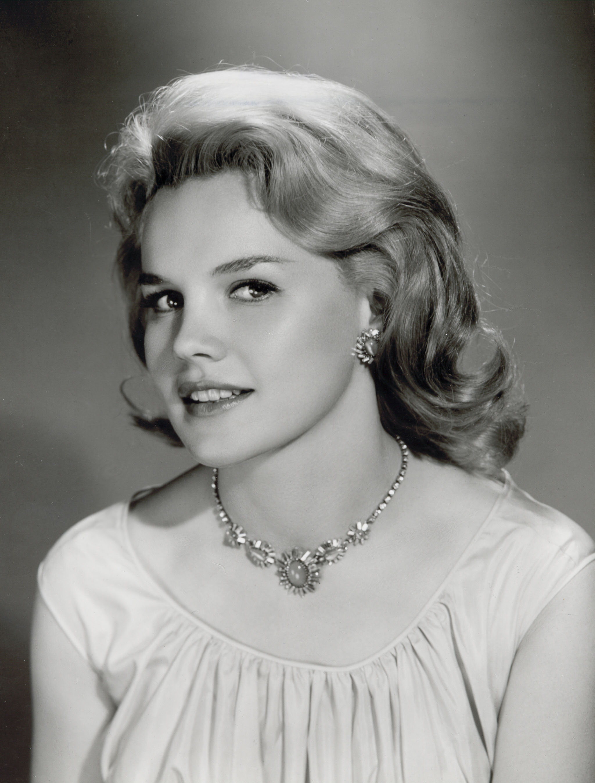 Carroll Baker Photo Gallery 33 High Quality Pics Of Carroll Baker Theplace 