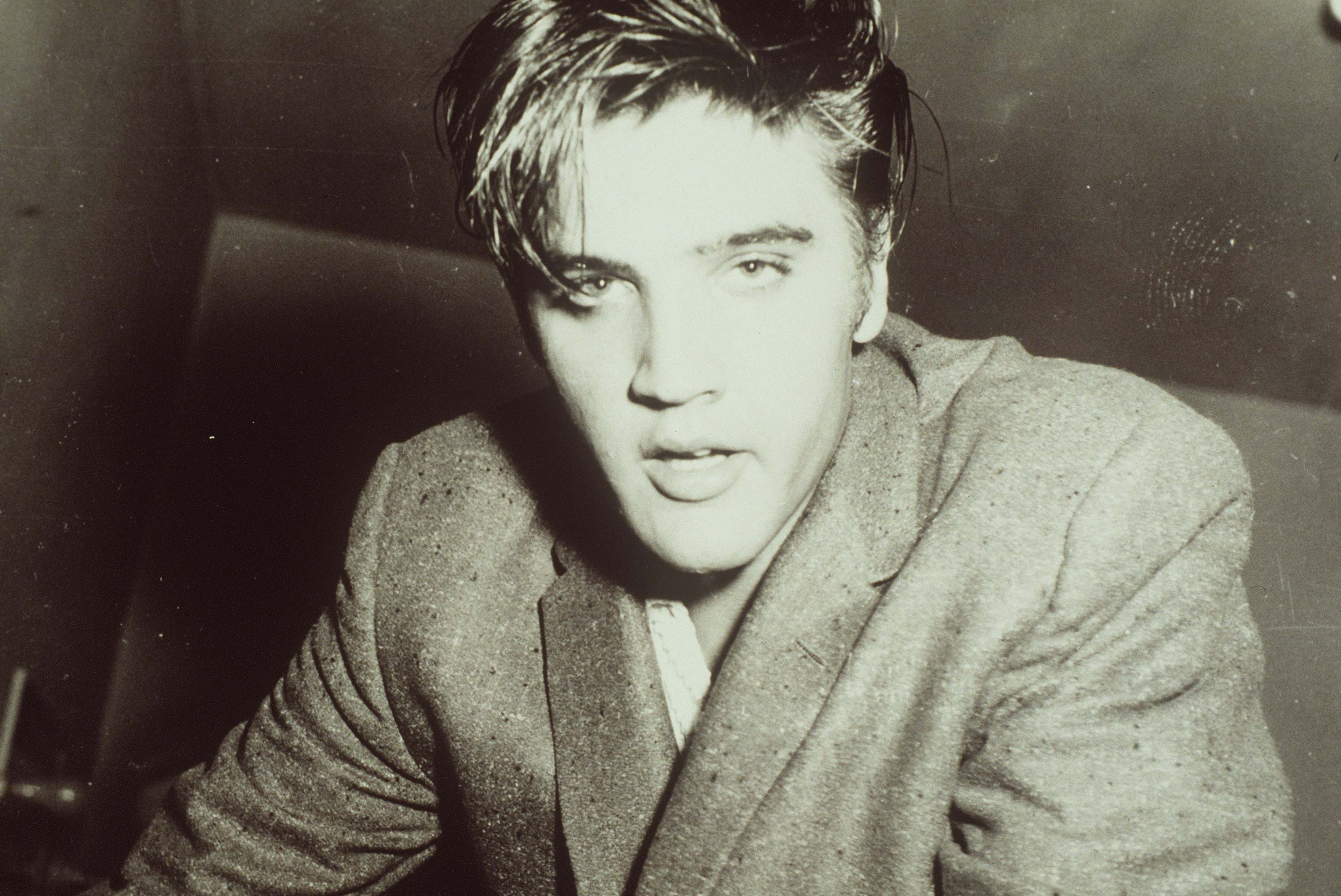 Elvis Presley - Wallpaper Image
