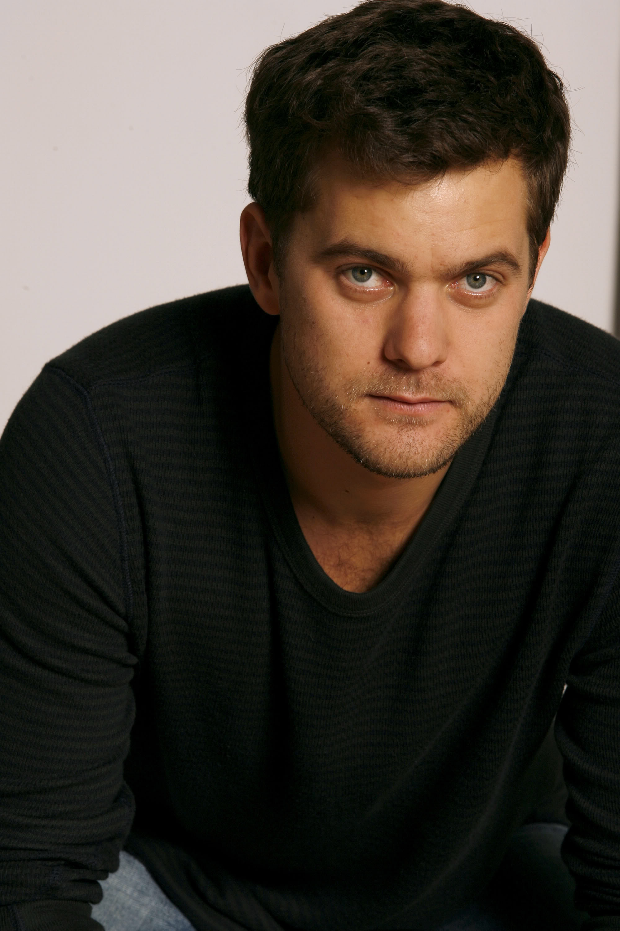 Joshua Jackson photo 14 of 81 pics, wallpaper - photo #373337 - ThePlace2