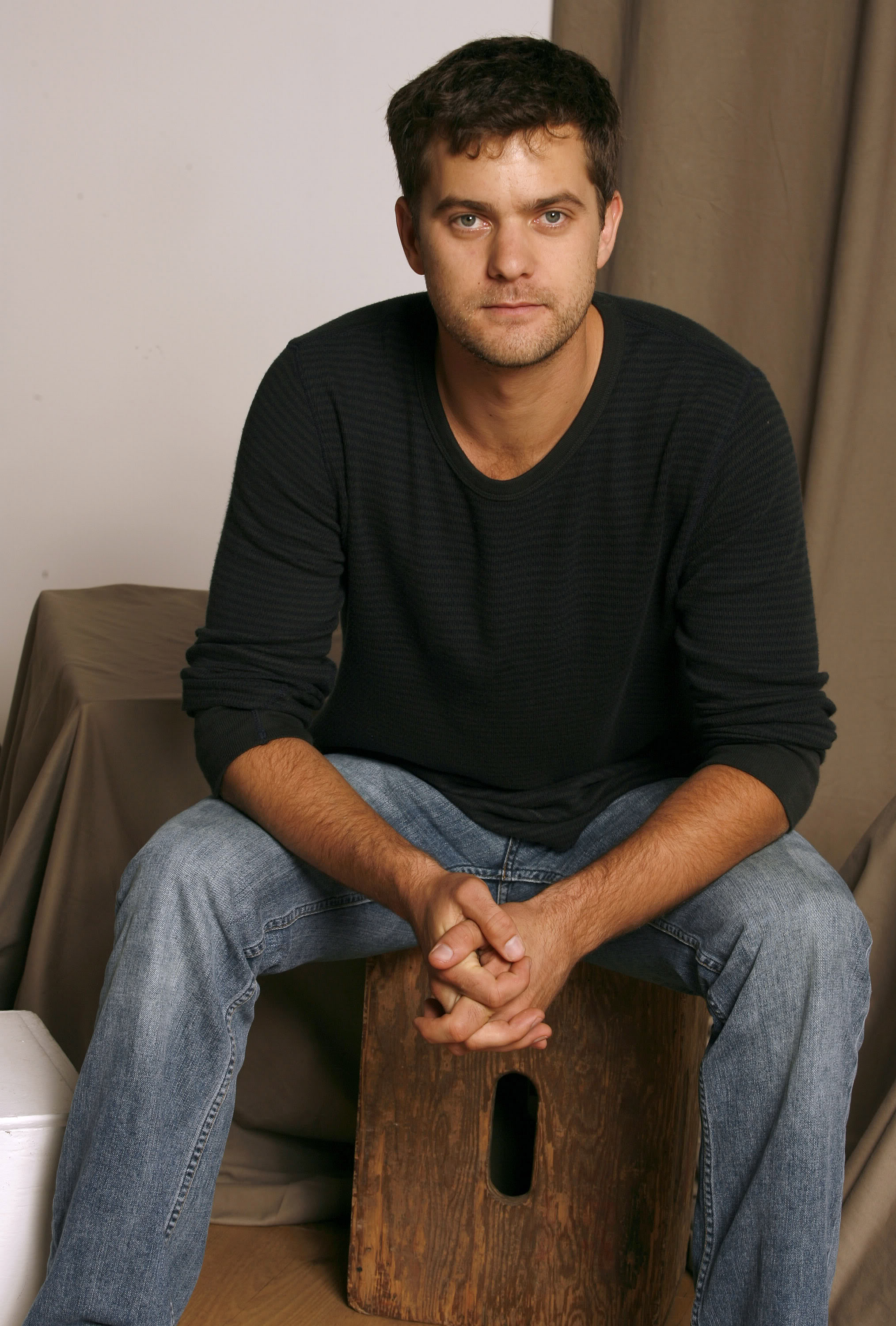 Joshua Jackson photo 12 of 81 pics, wallpaper - photo #373315 - ThePlace2