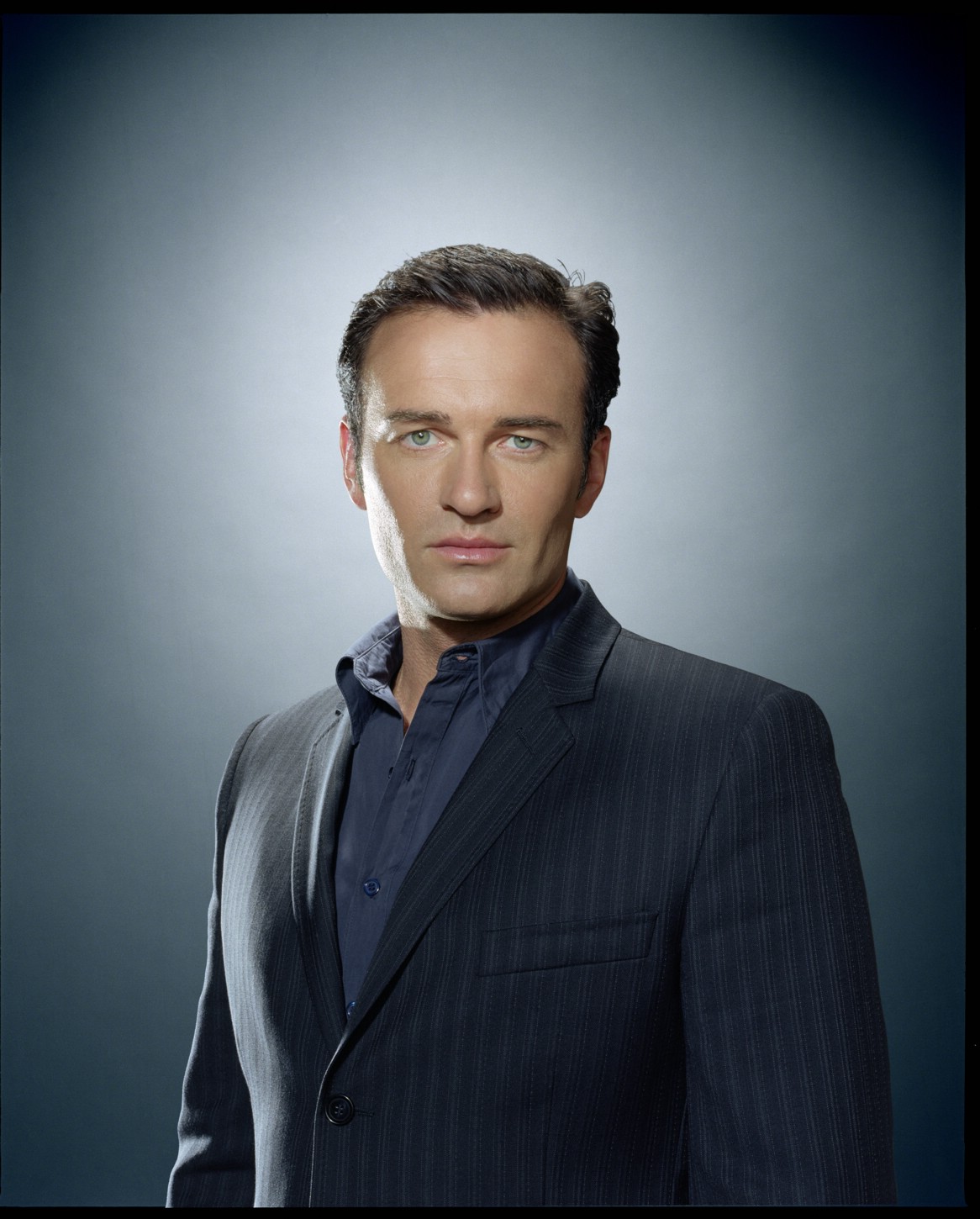 Julian McMahon photo 75 of 82 pics, wallpaper photo 265525 ThePlace2