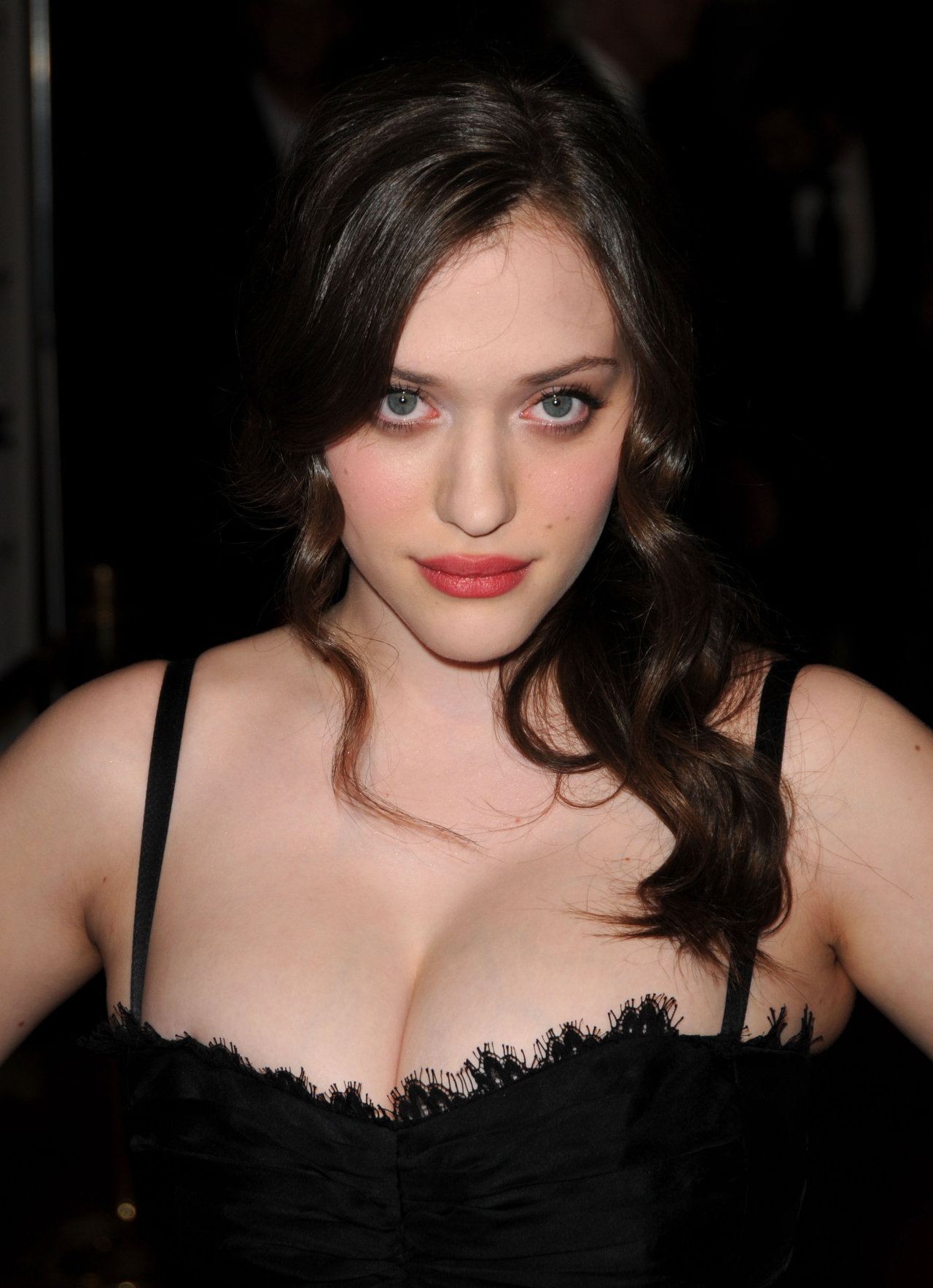 Kat Dennings - Wallpaper Gallery