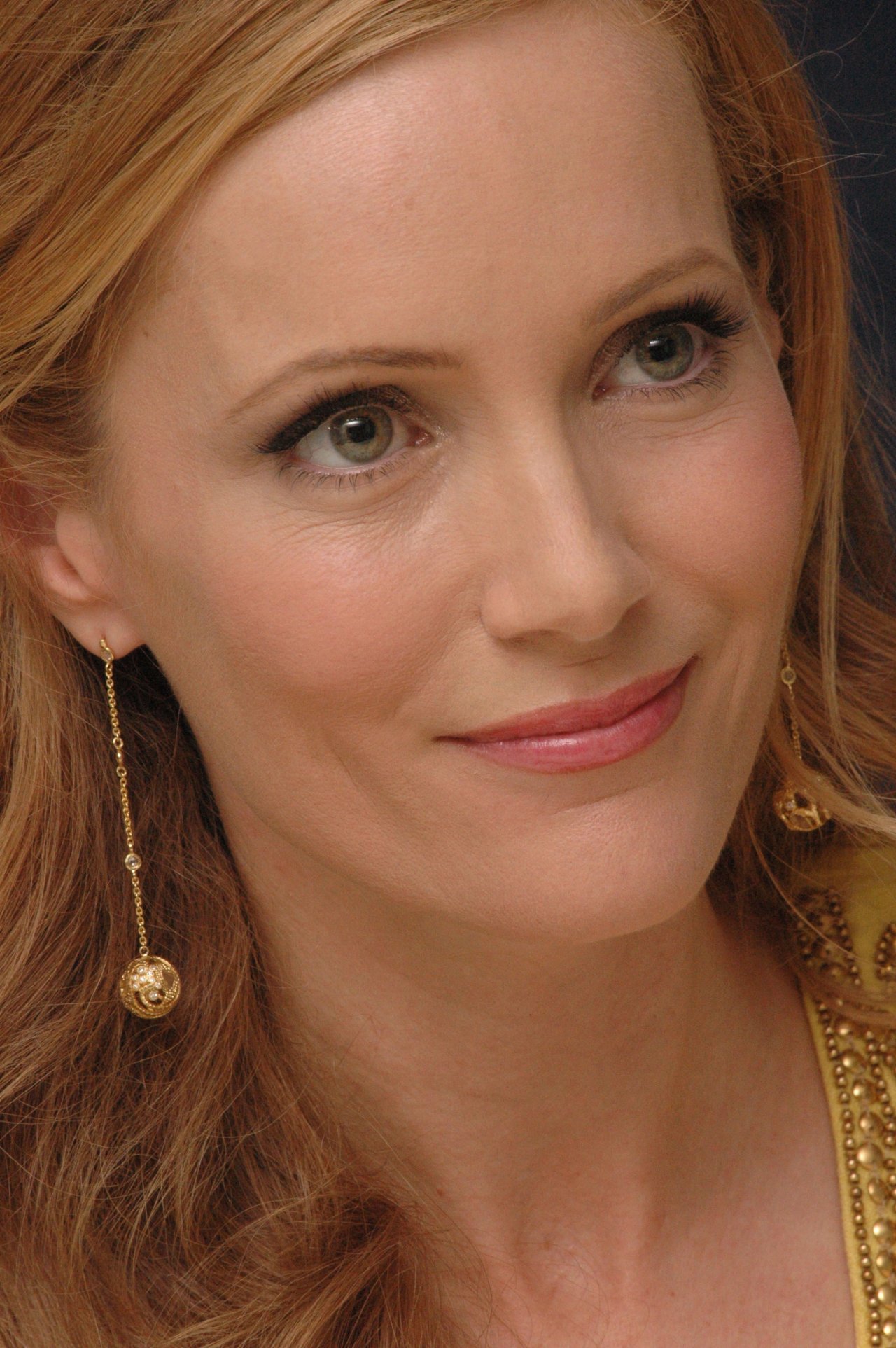 Leslie Mann photo, pics, wallpaper - photo #401121