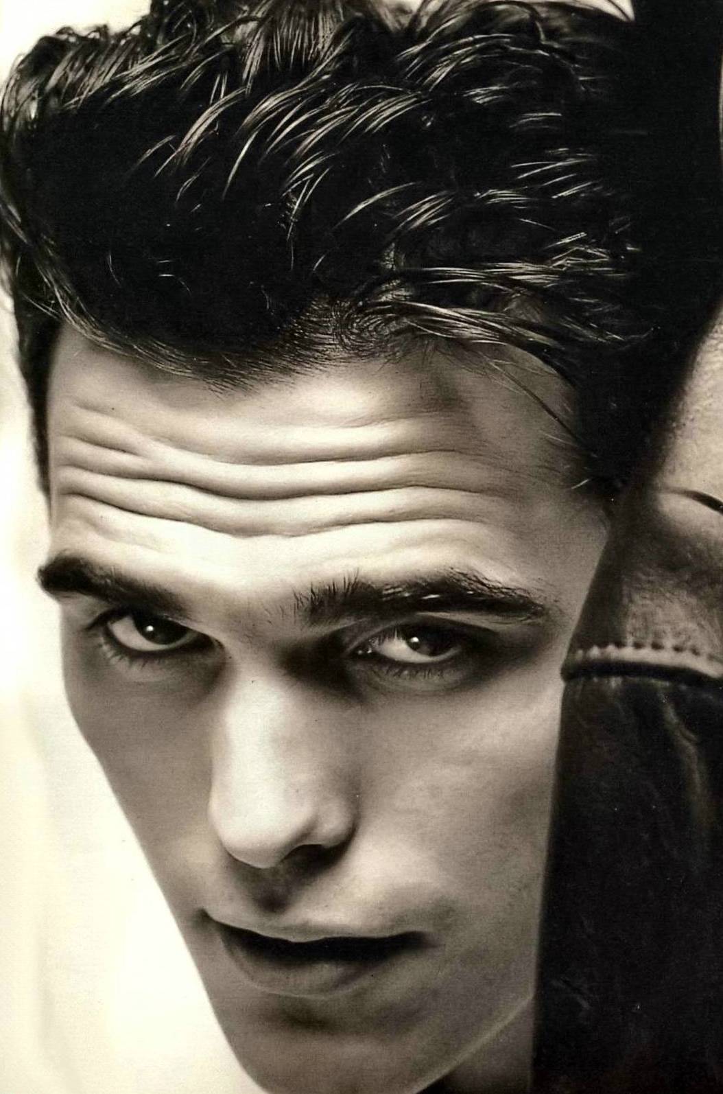 Matt Dillon photo gallery - high quality pics of Matt Dillon | ThePlace