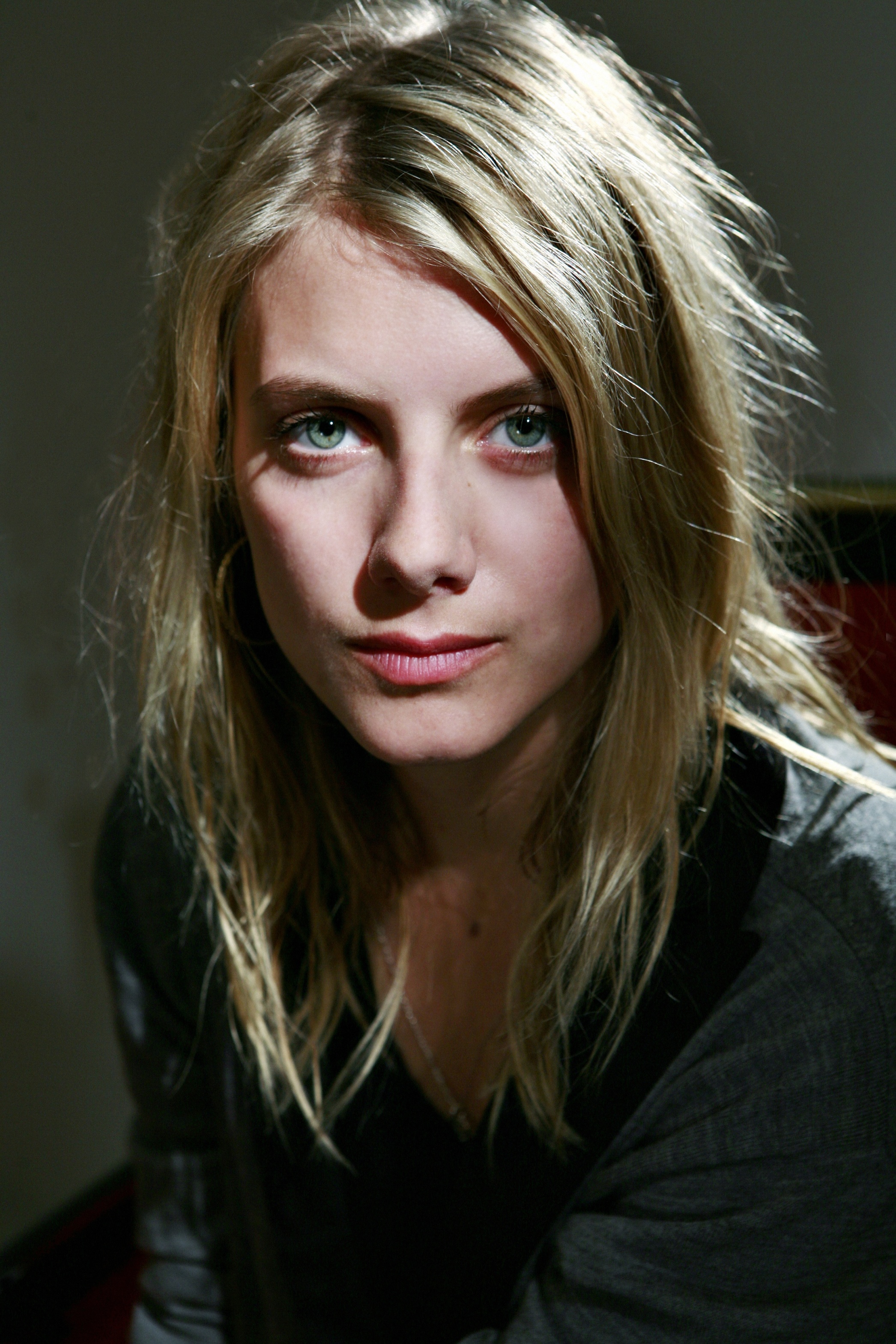 Melanie Laurent - Wallpaper Hot