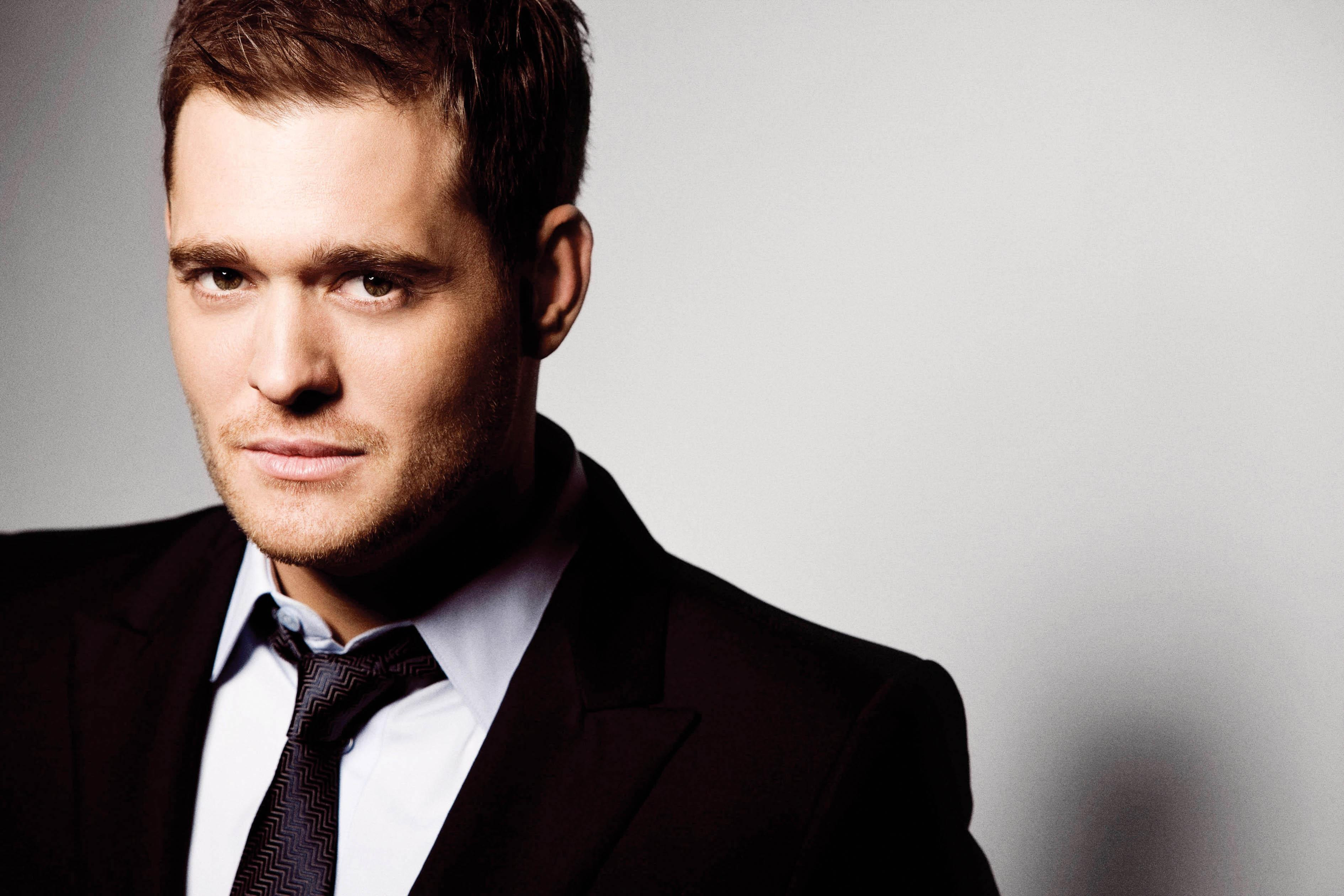 Michael Buble photo 14 of 44 pics, wallpaper photo 469778 ThePlace2