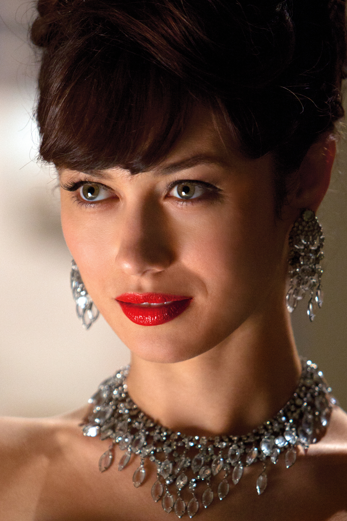 Olga Kurylenko Photo Gallery - High Quality Pics Of Olga Kurylenko