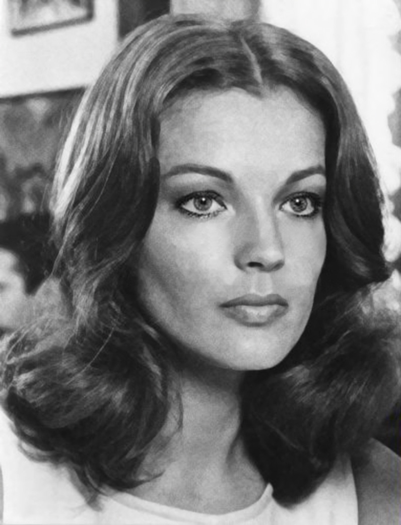 Romy Schneider photo gallery - 89 high quality pics of Romy ...