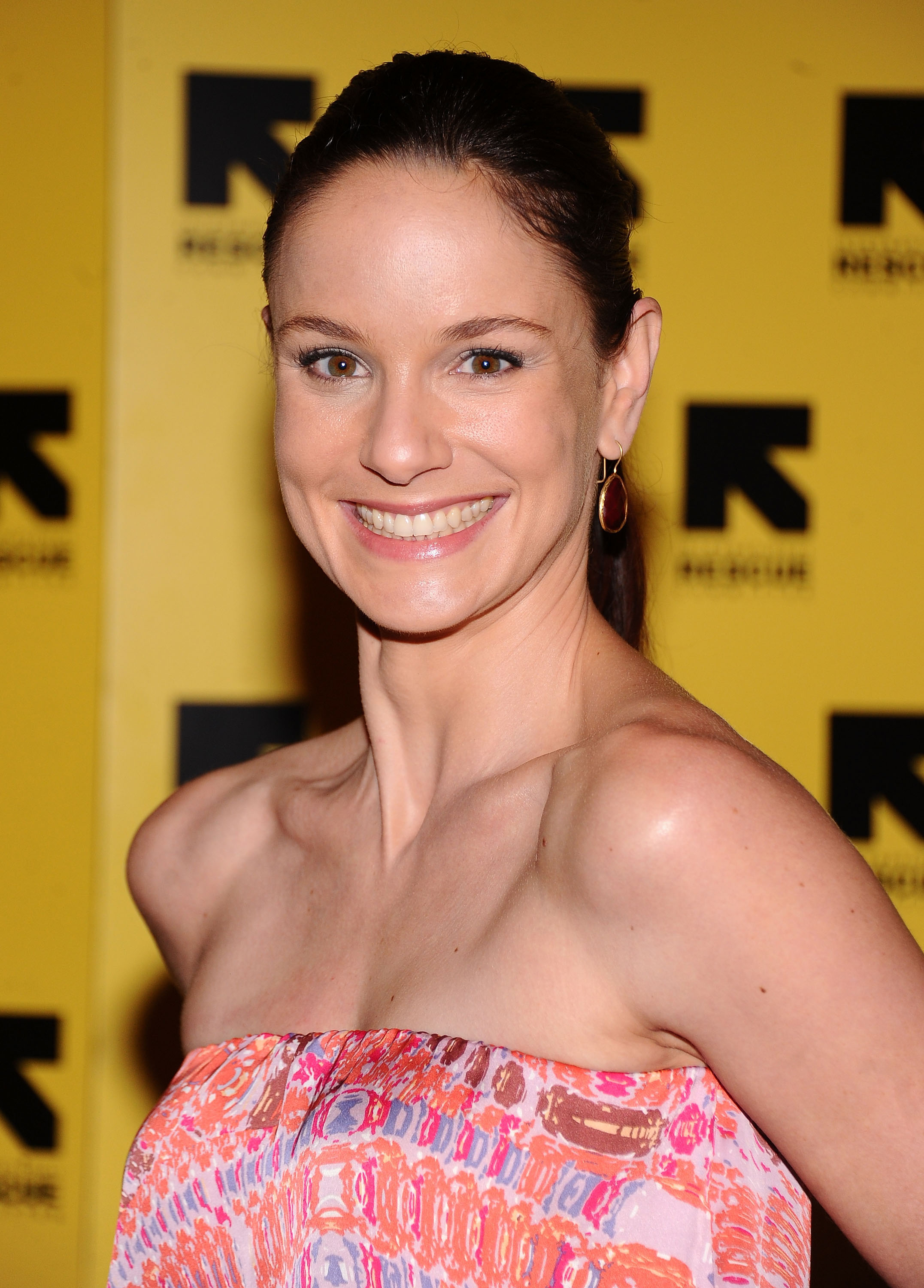 Sarah Wayne Callies photo 32 of 64 pics, wallpaper - photo #389075