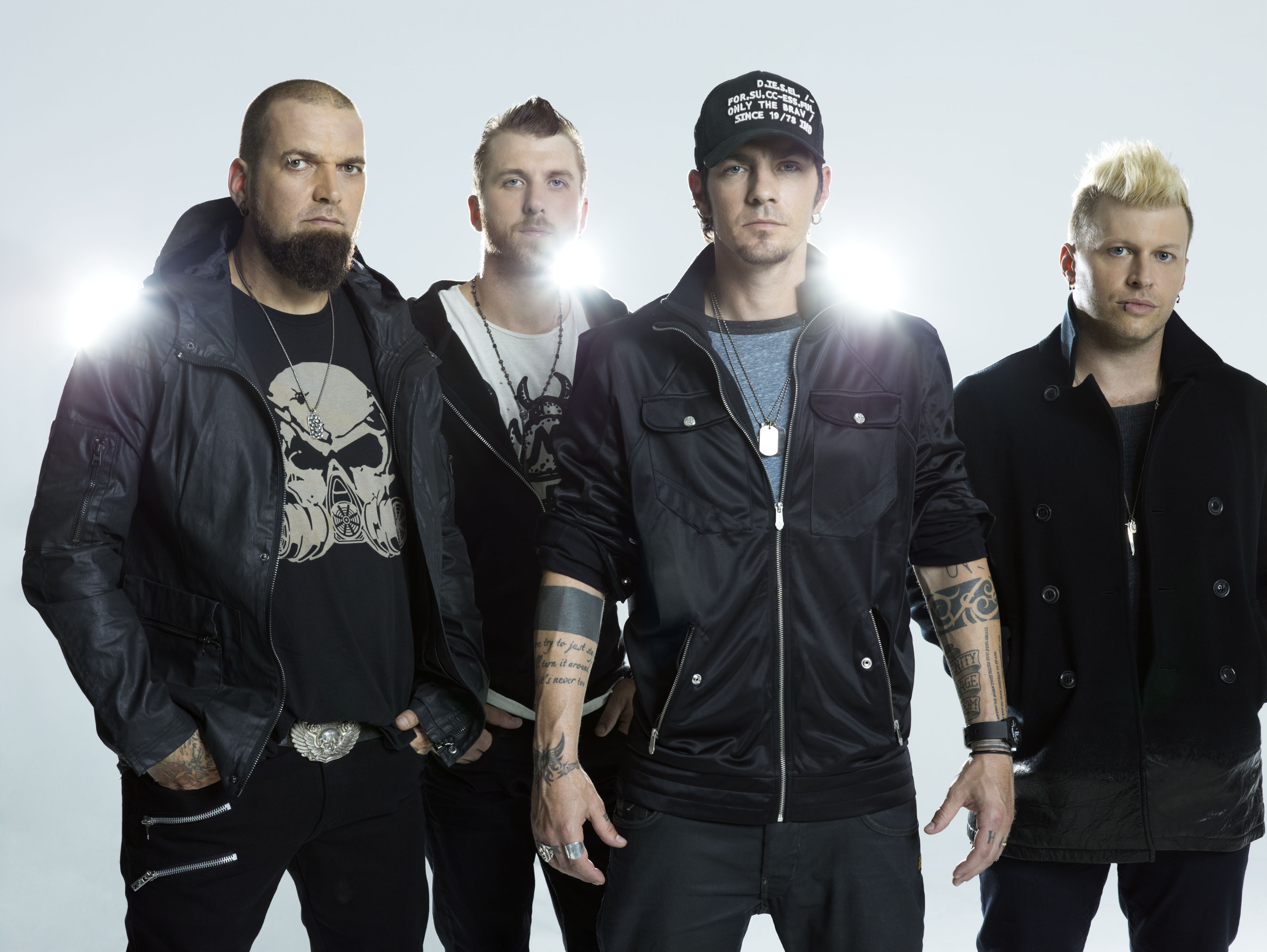 Three Days Grace ★このストレス時代に最高にブッ飛べる！！【洋楽Rock】バンド曲紹介★ NAVER まとめ