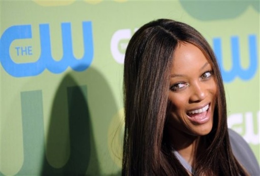 http://www.theplace2.ru/archive/tyra_banks/img/eefe.jpg