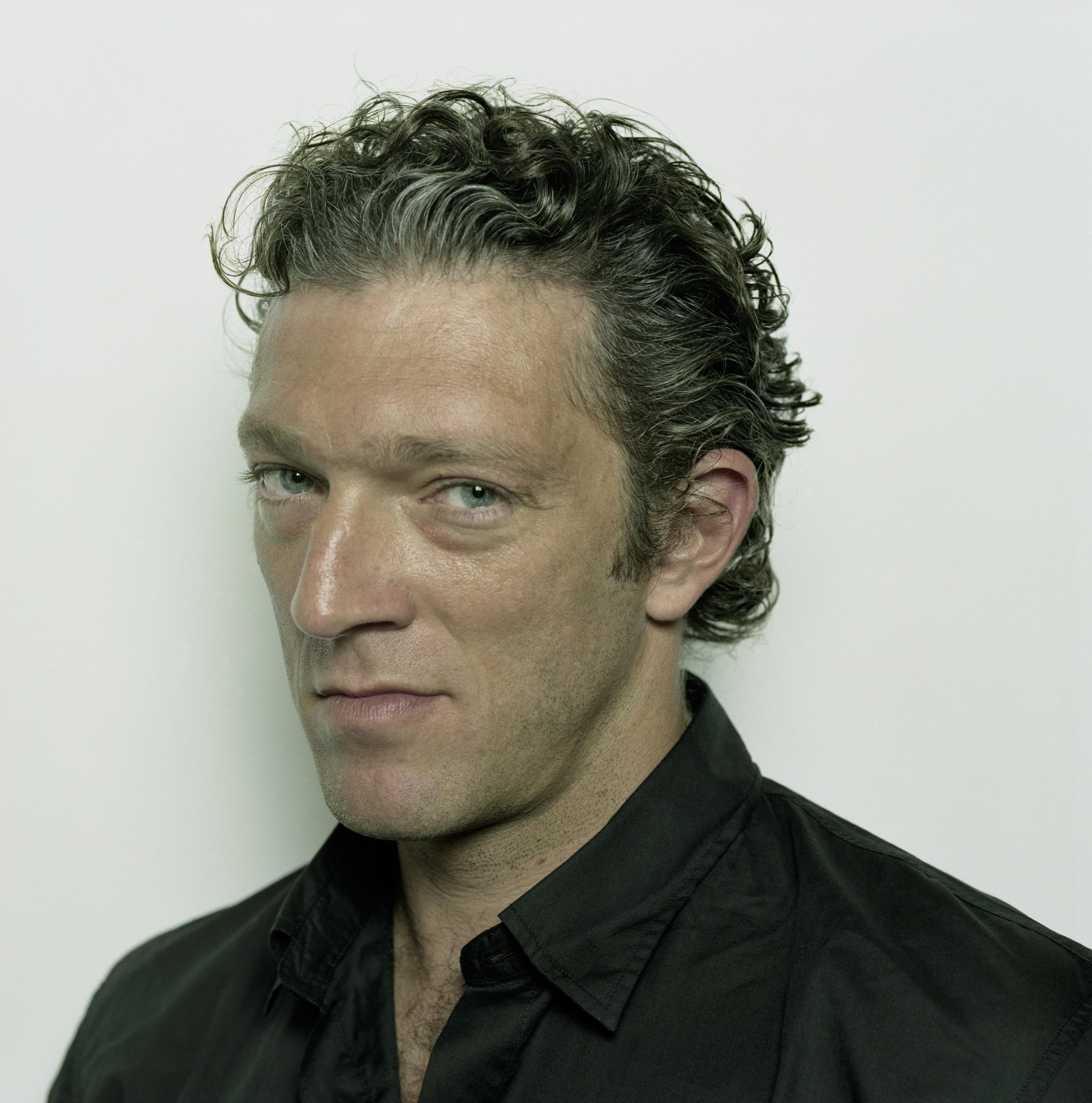http://www.theplace2.ru/archive/vincent_cassel/img/v3.jpg