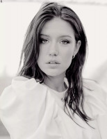 photo 7 in Adele Exarchopoulos gallery [id1247592] 2021-02-02