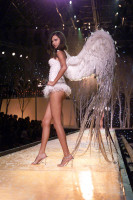 photo 18 in Adriana Lima gallery [id150909] 2009-04-29