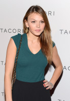 Aimee Teegarden photo #