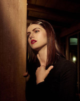 Alexandra Daddario photo #