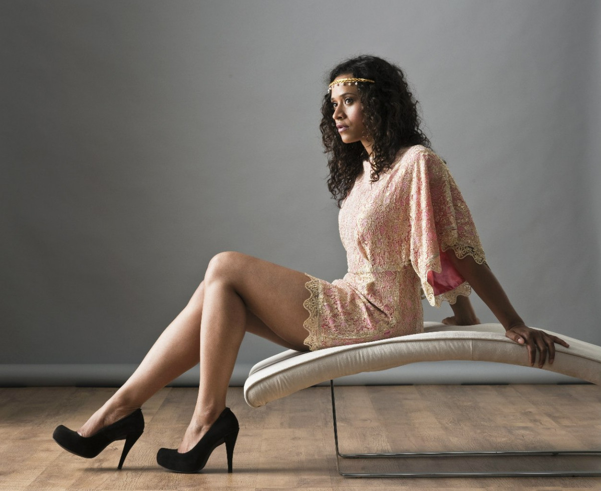 Angel Coulby: pic #596899