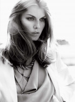 photo 10 in Angela Lindvall gallery [id167196] 2009-07-03