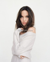 Angelina Jolie photo #