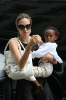 photo 29 in Angelina Jolie gallery [id122333] 2008-12-26