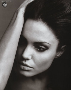 Angelina Jolie pic #204