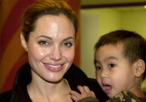 photo 29 in Angelina Jolie gallery [id164756] 2009-06-25