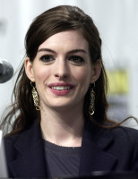 photo 21 in Anne Hathaway gallery [id195028] 2009-11-04
