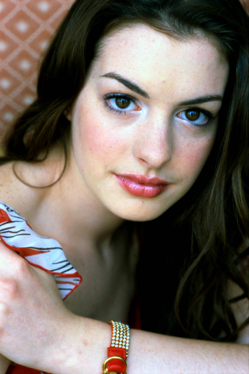 Anne Hathaway: pic #231103