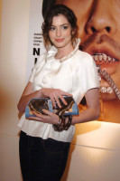 photo 14 in Anne Hathaway gallery [id189312] 2009-10-09