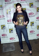 photo 22 in Anne Hathaway gallery [id195021] 2009-11-04