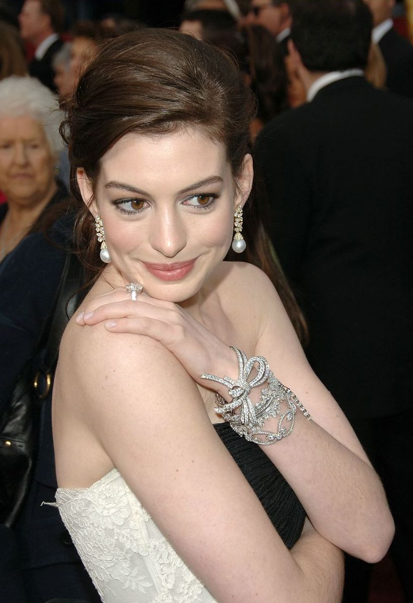 Anne Hathaway: pic #557340