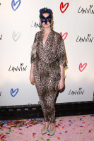 photo 16 in Anne Hathaway gallery [id301065] 2010-11-01