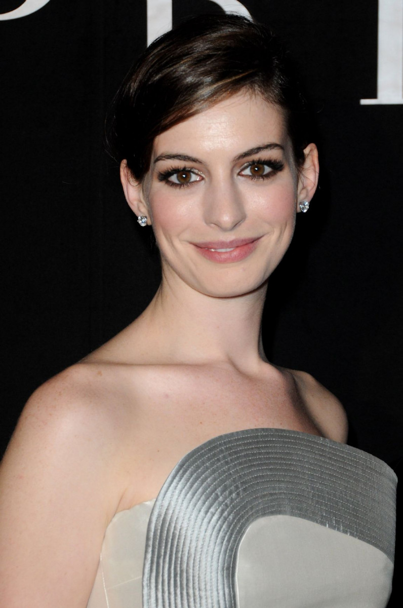 Anne Hathaway: pic #231083
