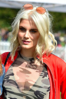 Ashley James photo #