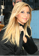 photo 16 in Ashley Tisdale gallery [id152228] 2009-05-05