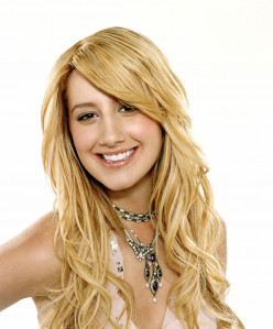 photo 3 in Ashley Tisdale gallery [id130571] 2009-01-30