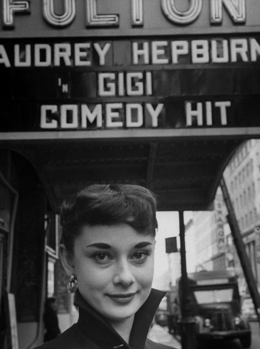 Audrey Hepburn: pic #75436