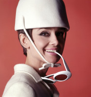 Audrey Hepburn photo #