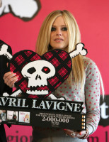 Avril Lavigne pic #156776
